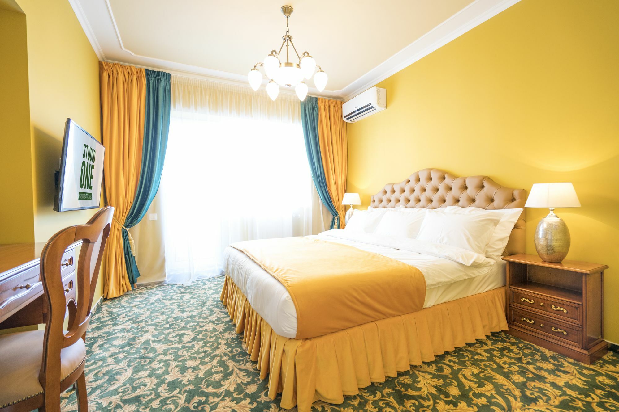 Studio One Accommodation Suites Bucharest Exterior photo
